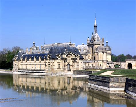 Le Chateau De Chantilly Une Histoire Française “Le doc du dimanche” : « Le château de Chantilly, une histoire